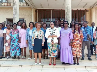 Au terme de la réunion avec la ministre de la Famille, Elodie Diane Fouefoue-Sandjoh. © DR