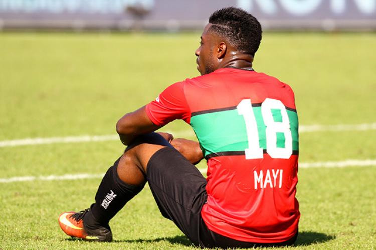 Kevin Mayi forfait contre l'Angola