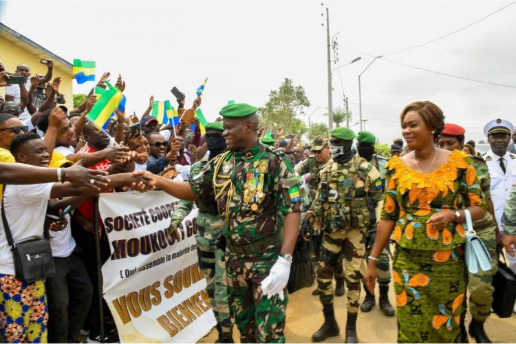 Tournée républicaine/Moyen-Ogooué : 1,3 Milliard de F CFA pour impulser le développement de Ndjolé