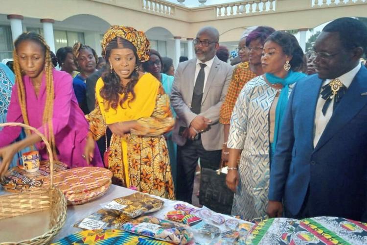 Franceville : Zita Oligui Nguema honore les mères de Masuku