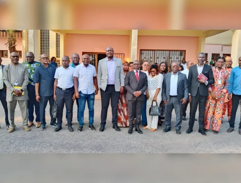 Agents municipaux de moanda