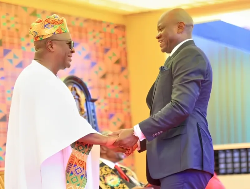 Brice Clotaire Oligui Nguema, et son homologue ghanéen, John Dramani Mahama