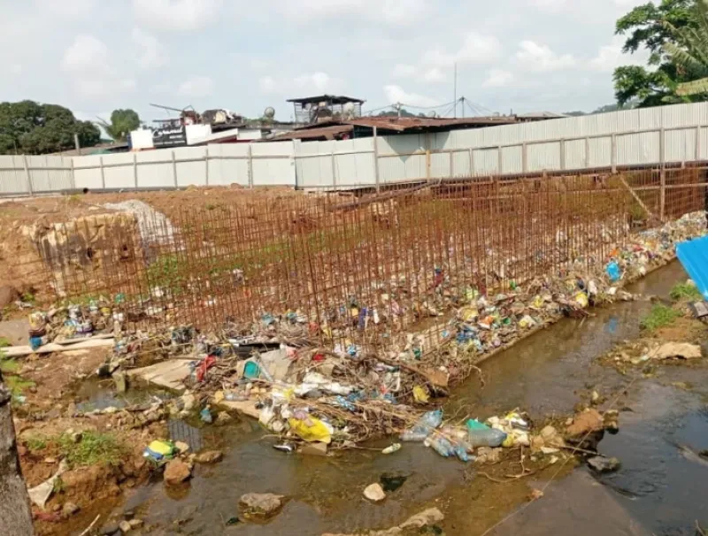 Buse du Rond-point de Nzeng-Ayong : les travaux à l'arrêt