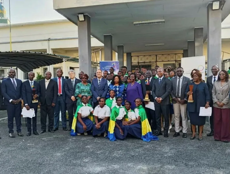 Cérémonie de remise d’équipements aux Clac du Gabon