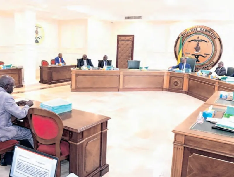 Jugement devant la cour constitutionnelle