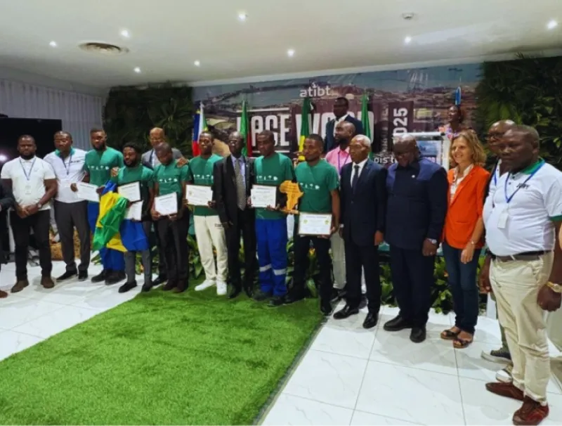Ébénisterie : Le Gabon sacré meilleur pays au grand prix sous regional. © DR