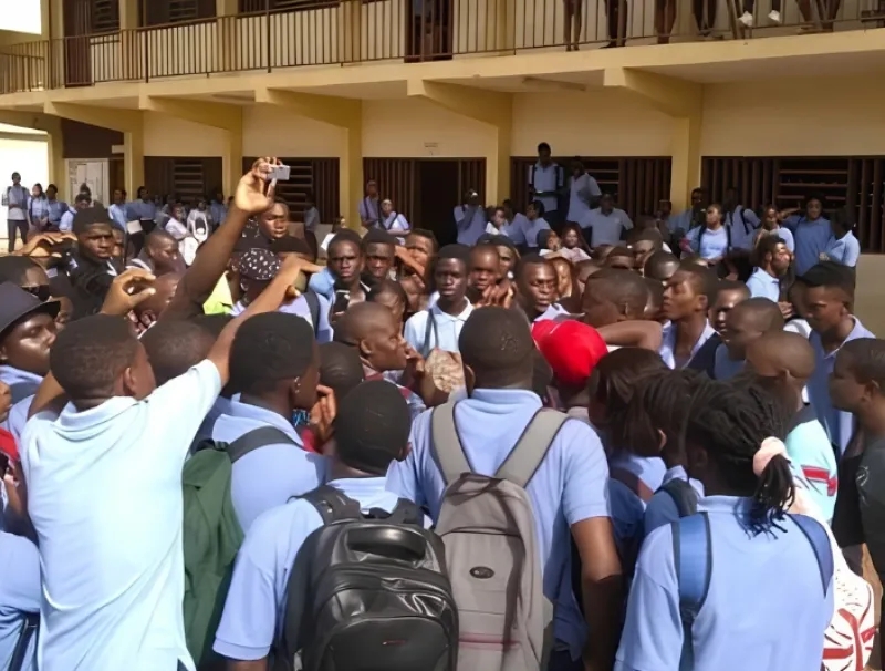 Élèves au Gabon