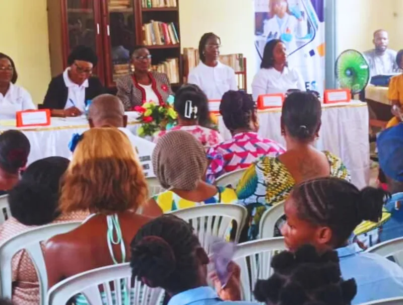 Programme de renforcement des capacités intitulé, "Sciences, les filles, nous pouvons".