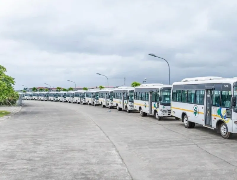 Une vue des bus de la CNT.