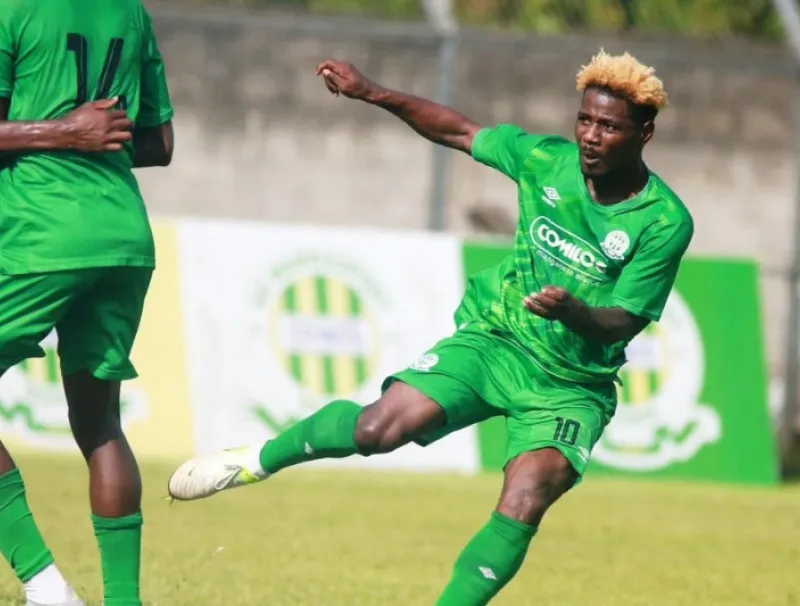 Footballeur de l'AS Mangasport