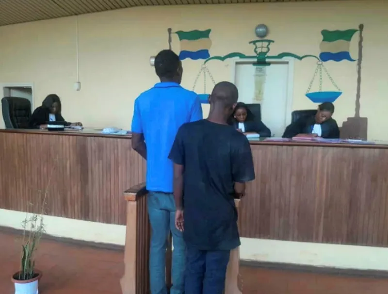 Fredi Moussadji Kassa et Léon Ndoumoutsey mis en examen pour détention illégale et vente de chanvre indien