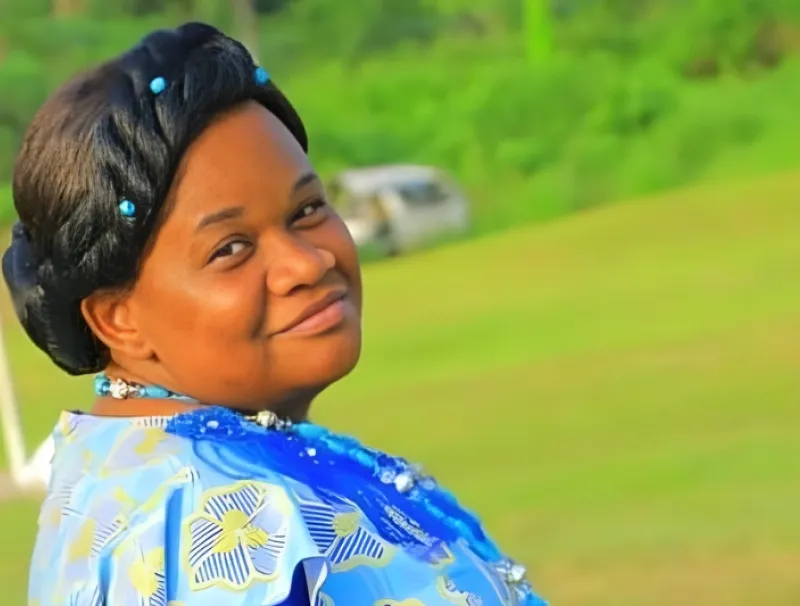 Gaëlle Ontoungou Okana, enseignante de Ouéllé-Sucaf