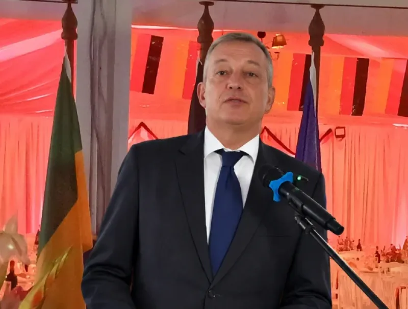 L’ambassadeur d’Allemagne au Gabon, Hans-Ulrich Von Schroeter.