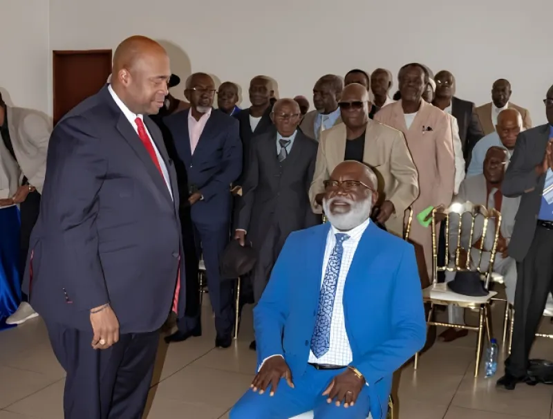 Installation du nouveau Conseil communal des sages à Port-Gentil 
