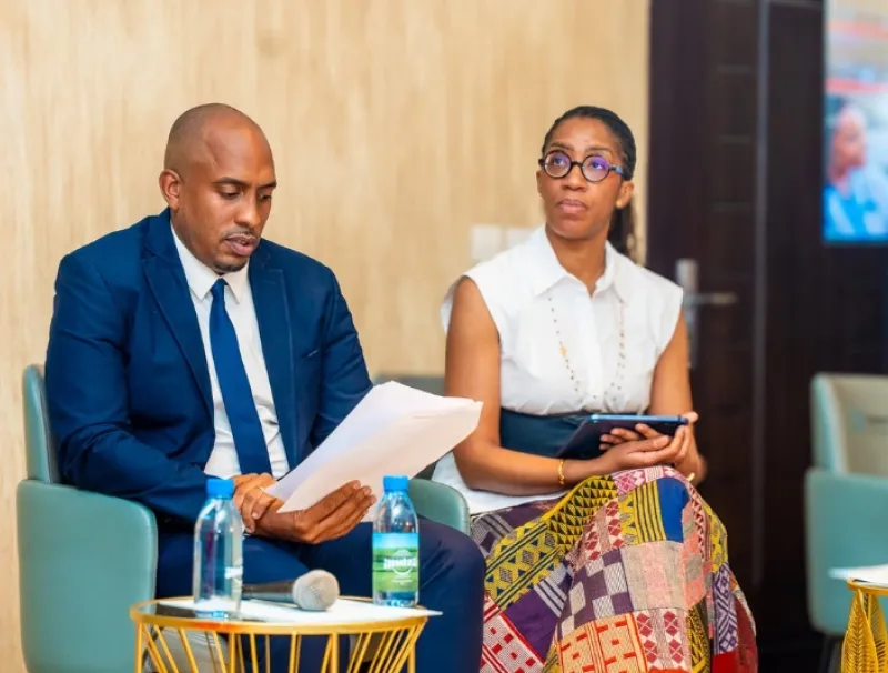 Vanessa Adande, Loyce Olympio 