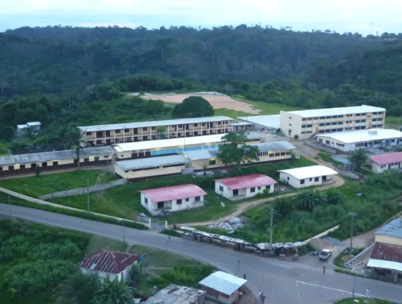 Lycée d'État Charles-Mefane de lambaréné