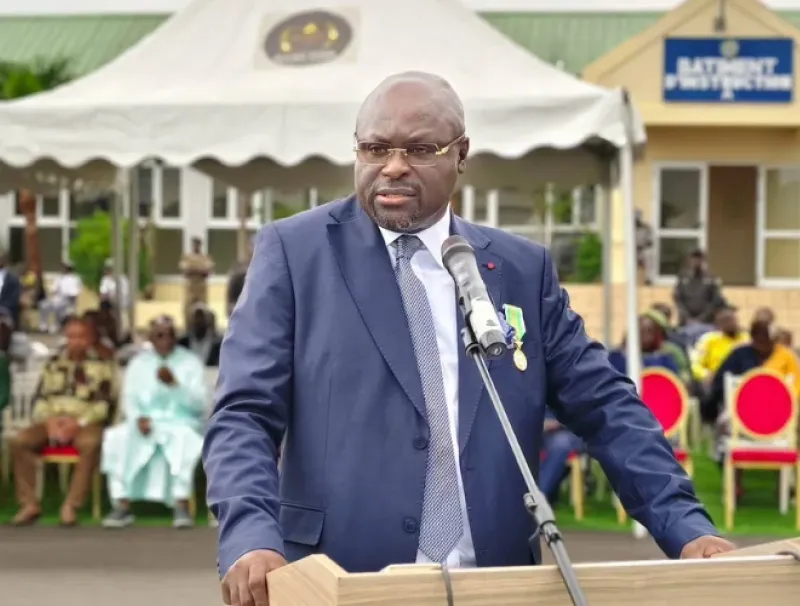 Michel Régis Onanga Ndiaye, président de l'Assemblée nationale