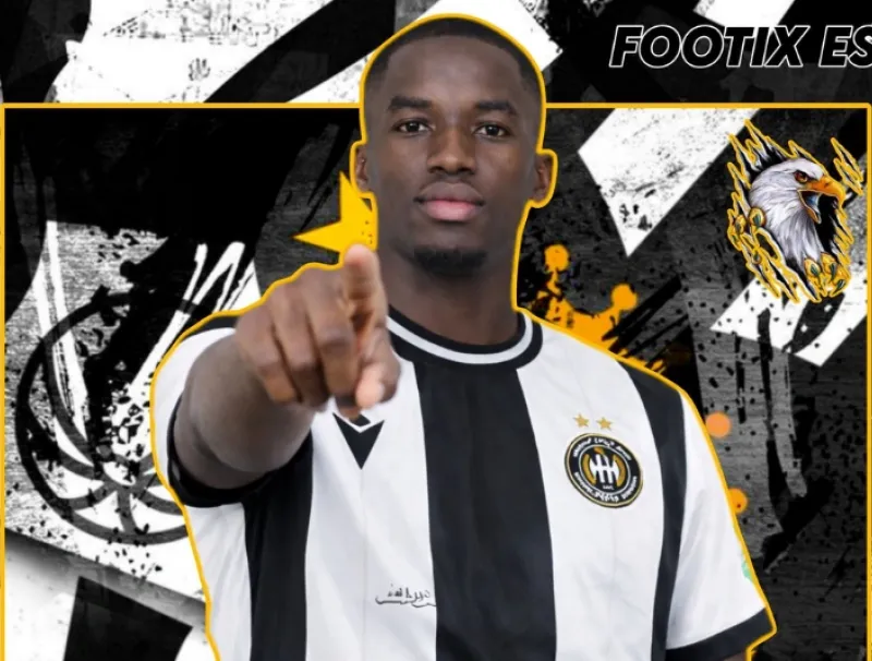 Mick Kila Omfia, footballeur international gabonais