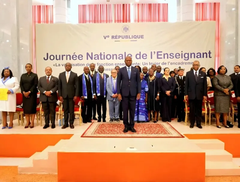 Le chef de l’Etat et les membres du gouvernement, lors de la Journée national de l’enseignant