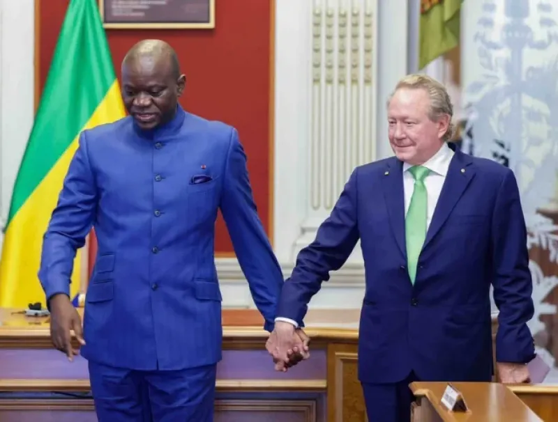 Brice Clotaire Oligui Nguema, président du Gabon et Andrew Forrest, le patron de Fortescue