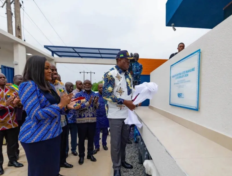 Brice Clotaire Oligui Nguema, président du Gabon, inaugure le 1er data center gabonais