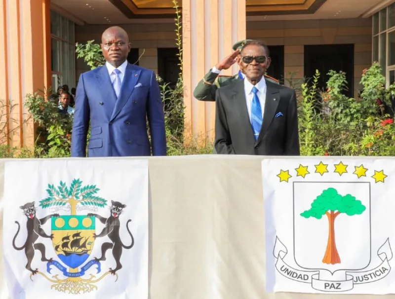 Oligui Nguema et Obiang Nguema Mbasogo. ©DR