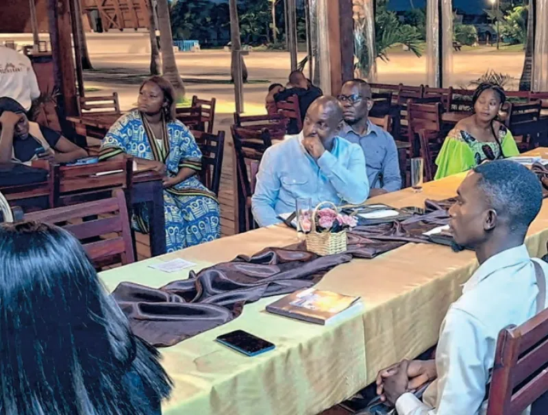 Les participants à l’atelier de la rencontre sur l’éducation financière