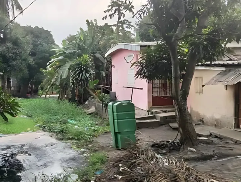 Les populations ont leur part de responsabilité dans l’obstruction des fosses de drainage d’eau.