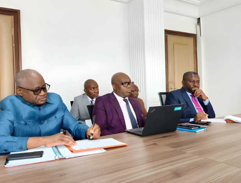 Le Sena et le Synetechpro, lors d’une rencontre avec le ministre intérimaire de l’Education nationale