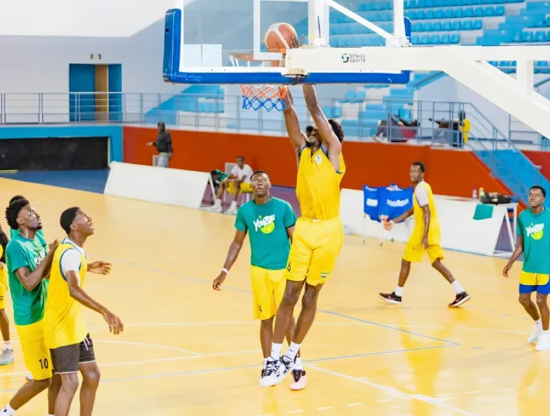 La sélection gabonaise masculine U18 de basketball à Malabo