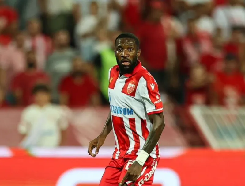 Shavy Warren Babicka, footballeur international gabonais