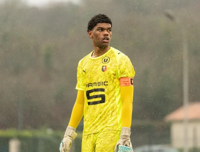 Thâo Mouapa Mwa Meuraillon, footballeur international