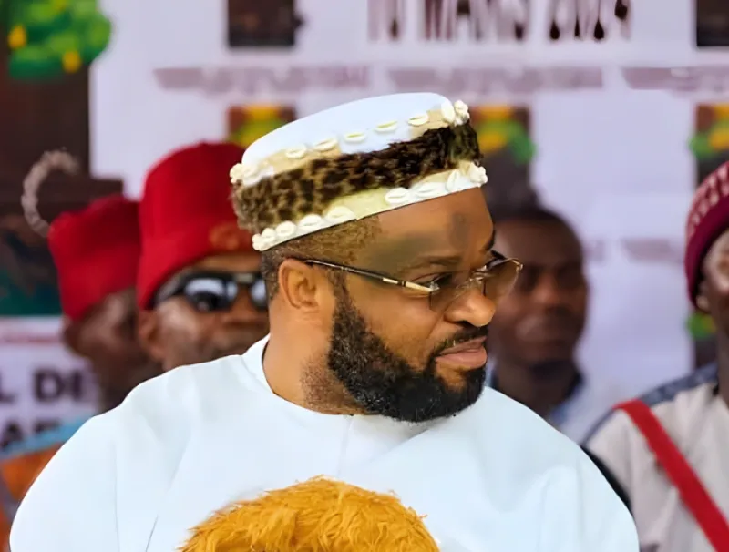  Junior Xavier Ndong-Ndong, président des rites et traditions du Gabon