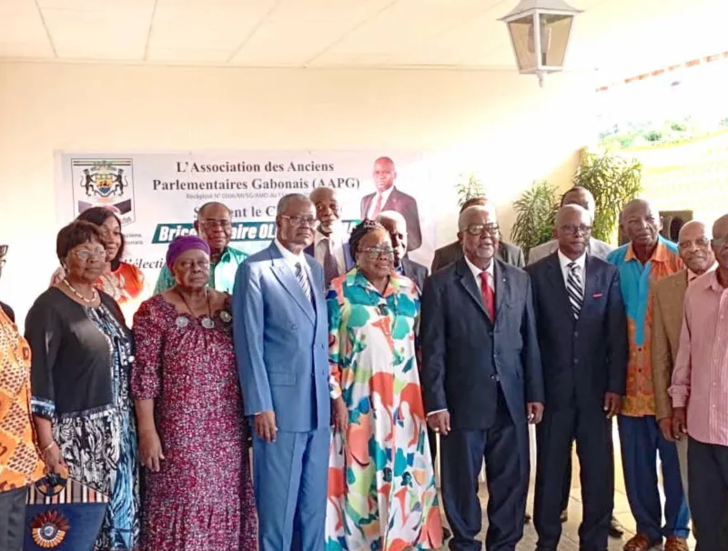 Les membres de l’association des anciens parlementaires gabonais.