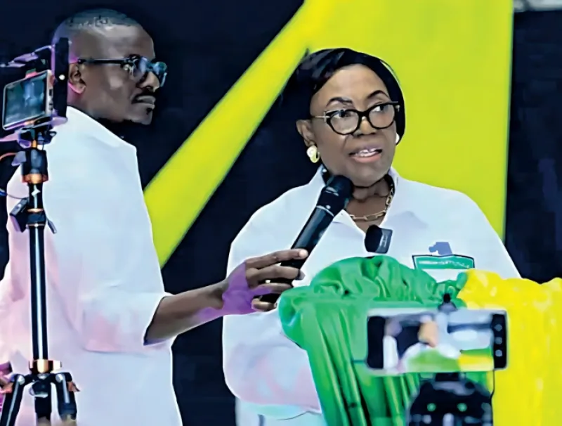 La présidente de l’UN, Paulette Missambo, a réitéré la loyauté de son parti au président Brice Clotaire Oligui Nguema. © DR 