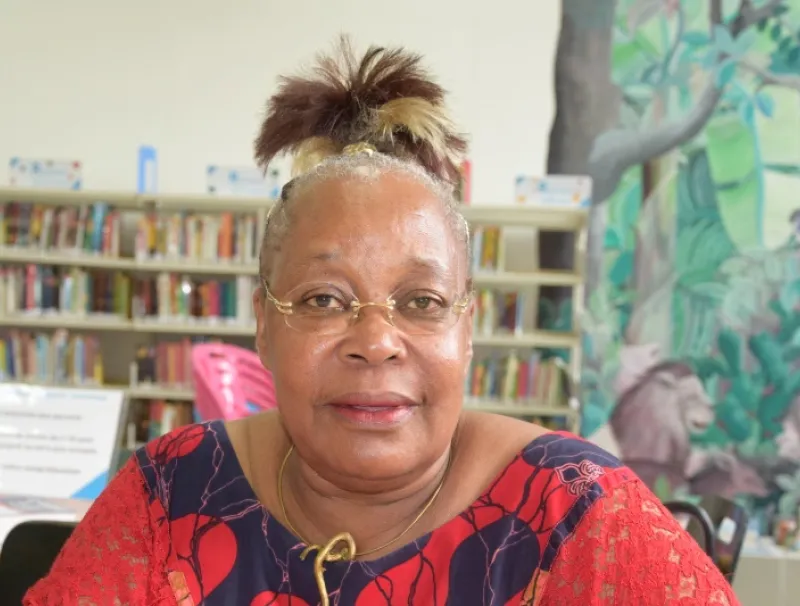 Littérature : Gallimard honore Justine Mintsa