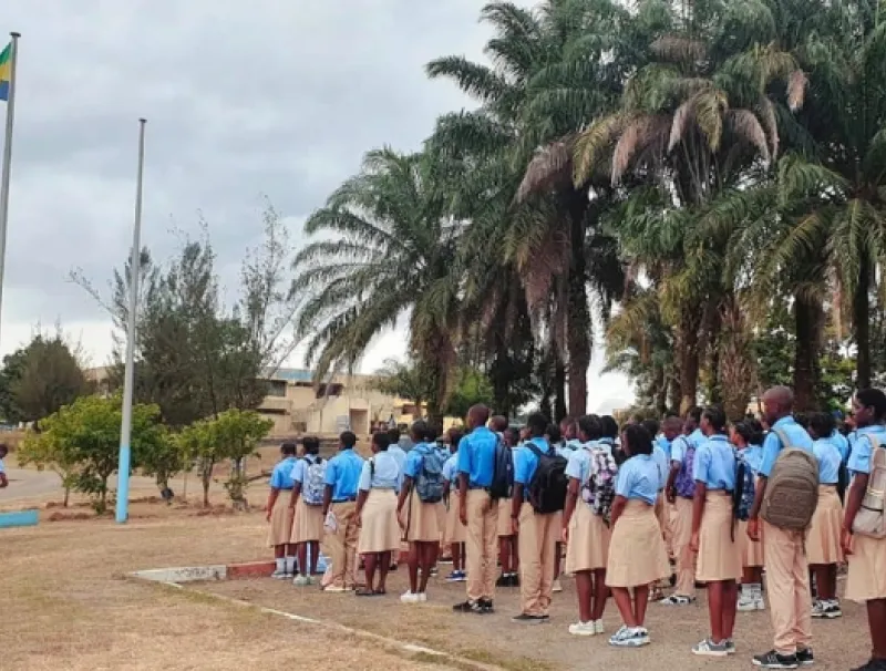 Des élèves du Lycée technique national Omar Bongo (LTNOB). © DR