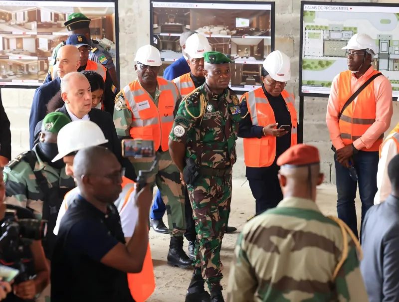 La visite du chef de l’Etat lui a permis d’apprécier l’évolution du chantier. © DR 