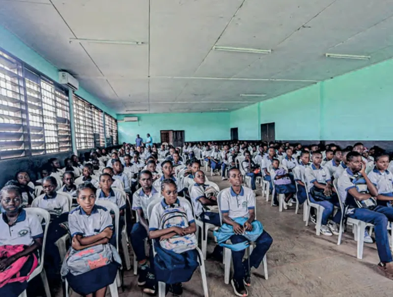 Des élèves du lycée Alexandre Sambat.