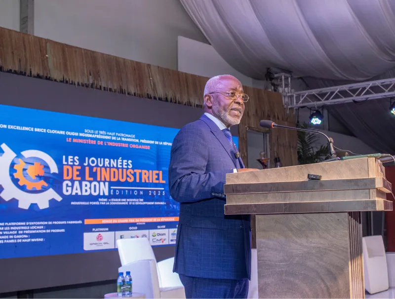 Me Lubin Ntoutoume, Ministre de l'industrie