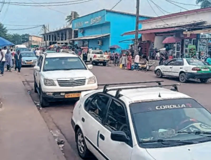 Un pan de la ville de Moanda, lieu du drame. 