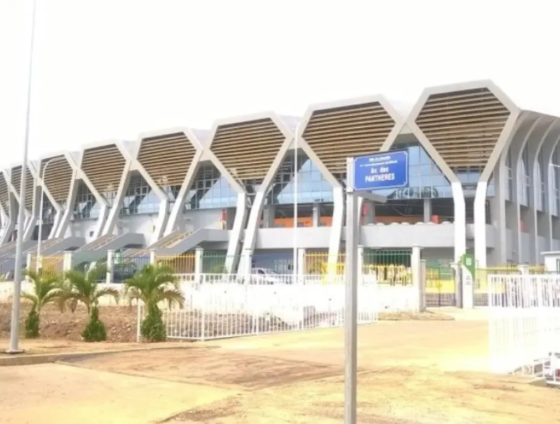 Le Palais des sports de Libreville. © DR
