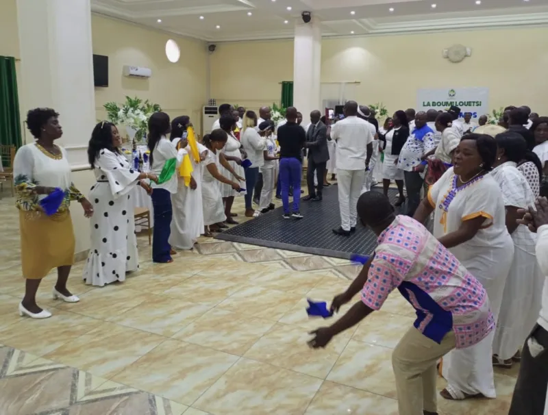 Rassemblement des membres du PDG de la Boumi-Louetsi, dans la province de la Ngounié à Akanda © DR