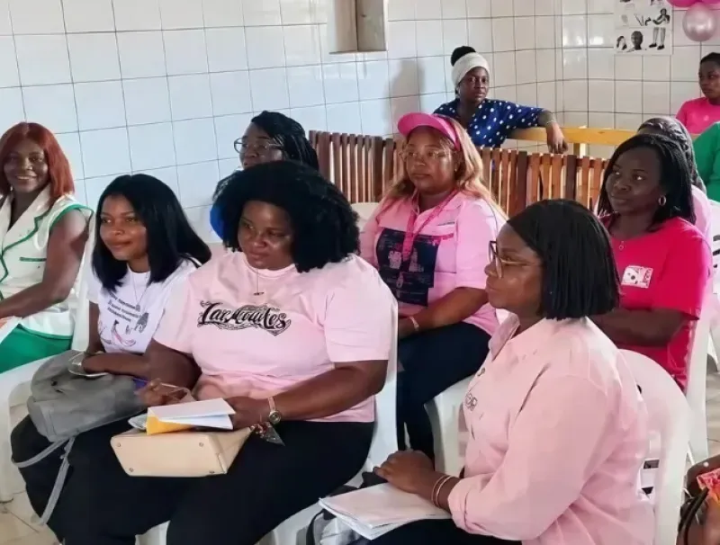 Les sages-femmes pendant leur formation au CML