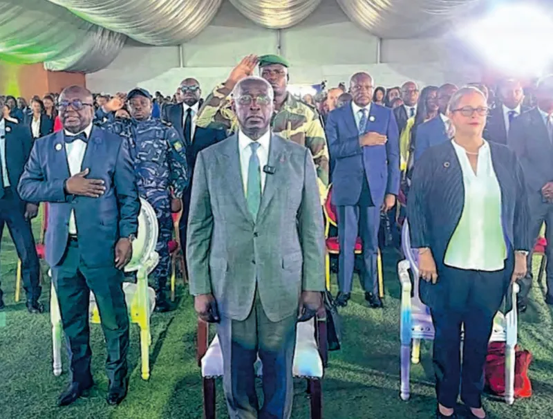 Le premier ministre Raymond Ndong Sima a procédé hier à la cérémonie d’ouverture des assisses nationales de l’emploi au stade d’Angondje. 