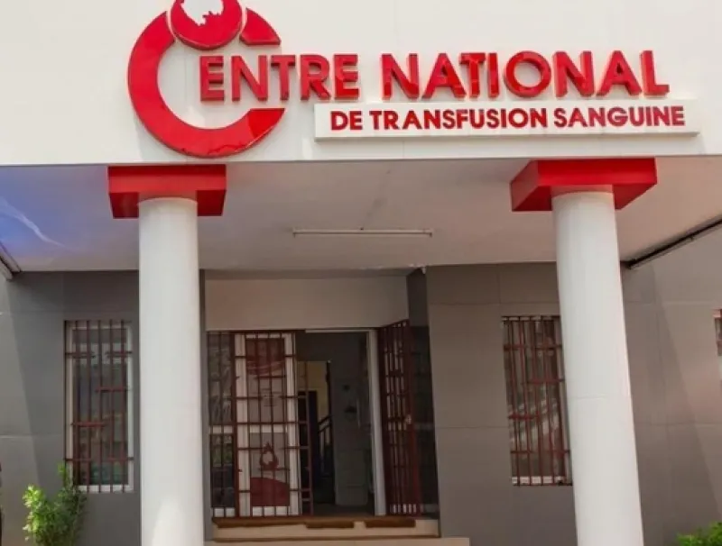 centre de transfusion sanguine © DR