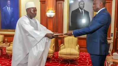 Brice Clotaire Oligui Nguema, président du Gabon et Daouda Soumah, l’ambassadeur de Guinée