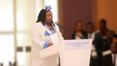 Camelia Ntoutoume-Leclerq, ministre de l'éducation nationale