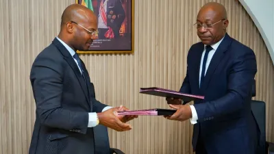 Pascal Franck Nze Ndong Nze, DG du PNPE et Jean-Bosco Obame Ndong, directeur général de l'emploi