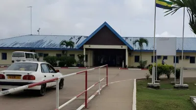 l'Hôpital Georges-Rawiri de Lambaréné